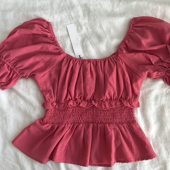 NWT Ruffle Crop Top - Picture 6 of 6